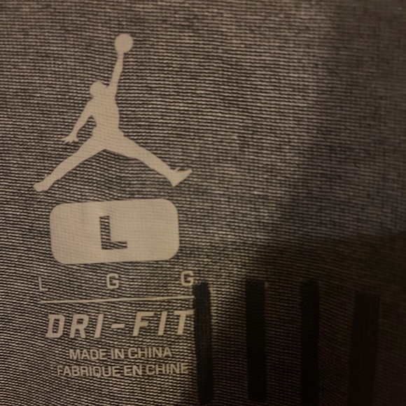 Men’s T shirt 👕 - Picture 3 of 5